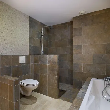Villa Contemporaine Avec Piscine - 8 Pers. - Fr-1-877-24