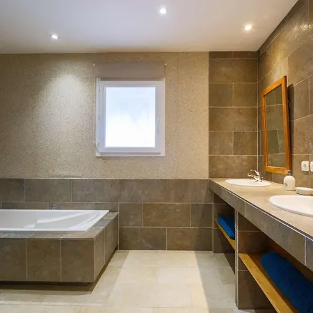 Βίλα Contemporaine Avec Piscine - 8 Pers. - Fr-1-877-24